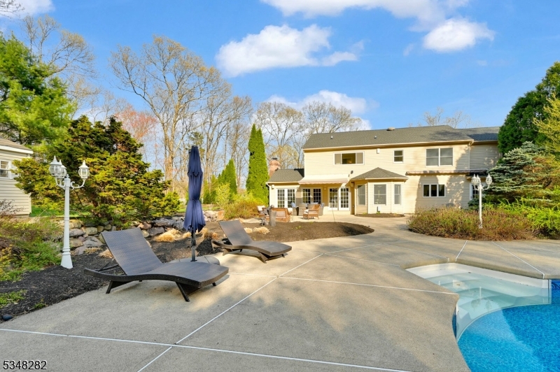19 Marisa Ct