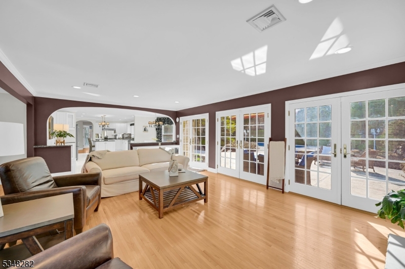 19 Marisa Ct