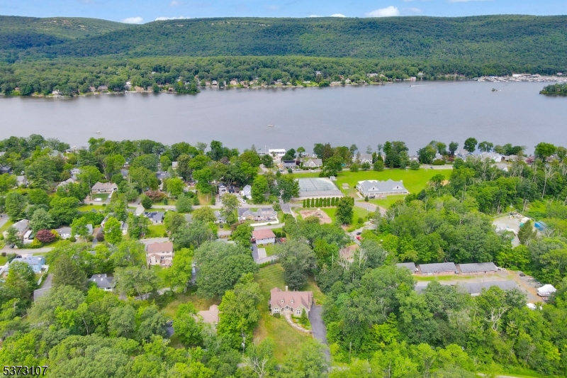 285 Awosting Rd