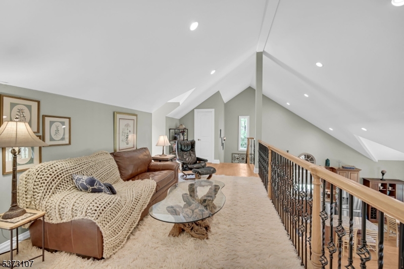 285 Awosting Rd