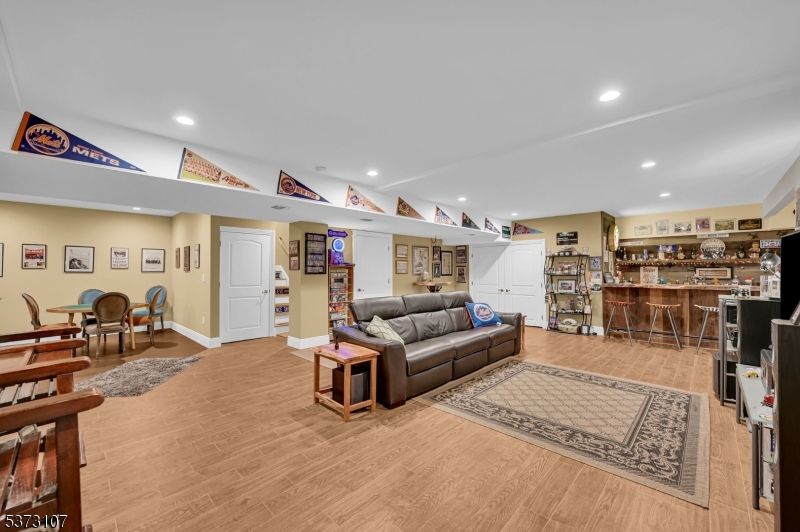 285 Awosting Rd