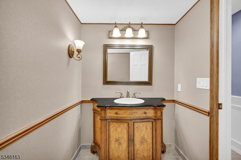 28 Bisset Dr