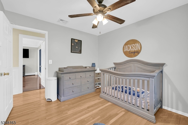 28 Bisset Dr