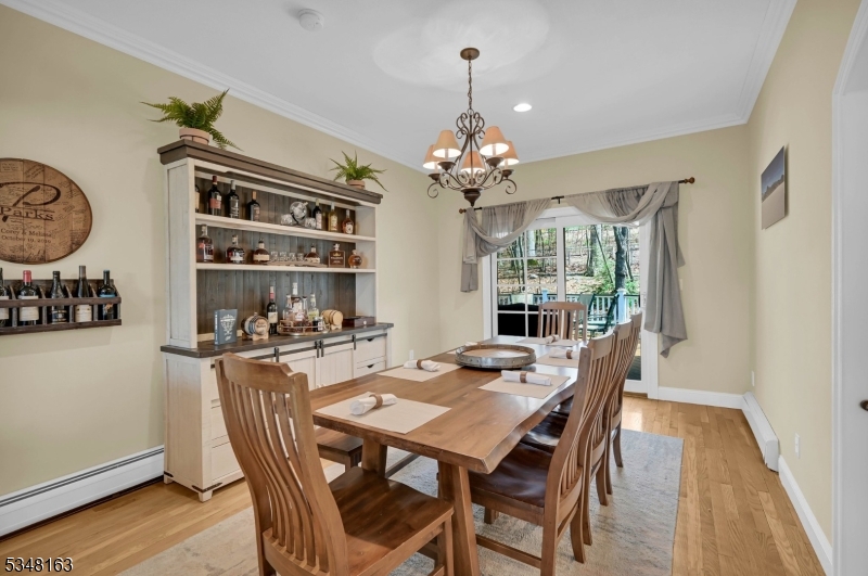 28 Bisset Dr