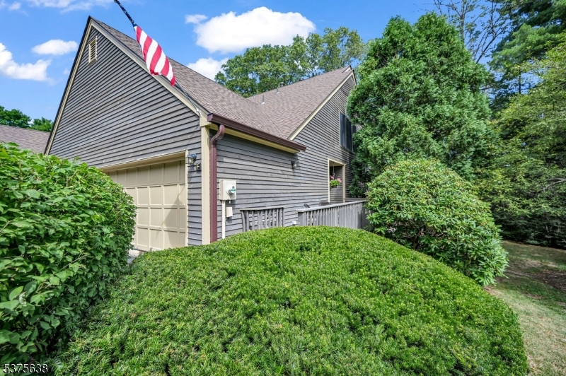 33 Concord Rd F