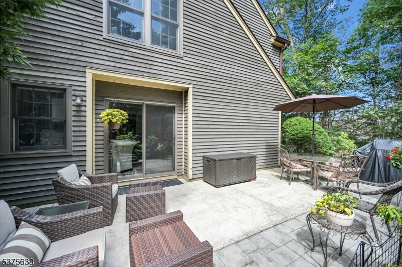 33 Concord Rd F