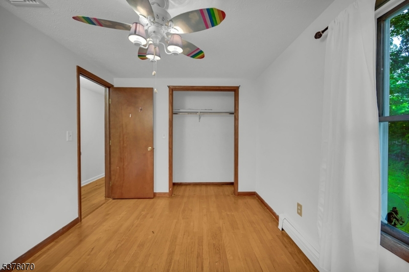 6 Dunham Rd
