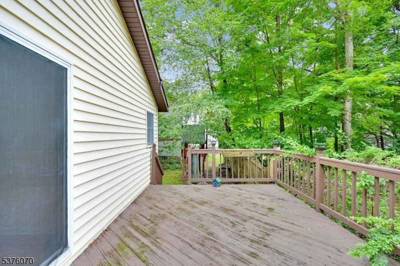 6 Dunham Rd