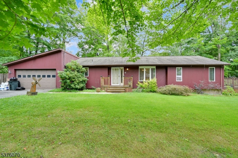 6 Dunham Rd