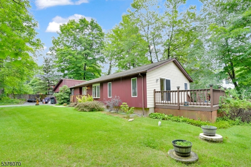 6 Dunham Rd
