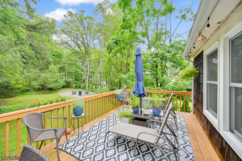 48 Bayonne Dr