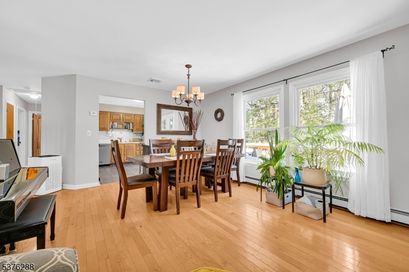 48 Bayonne Dr