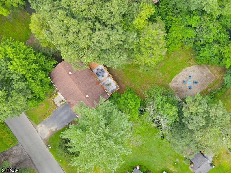 48 Bayonne Dr