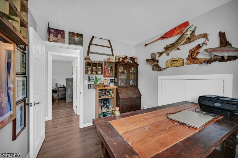 95 Morris Ave
