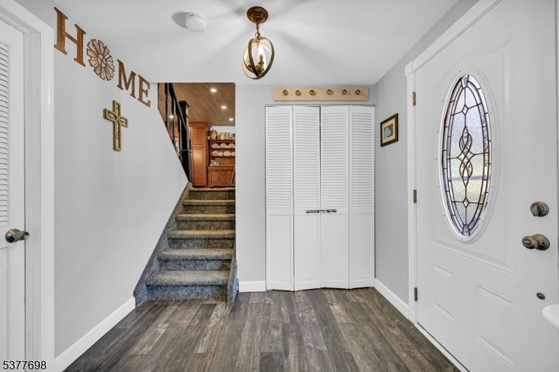 95 Morris Ave