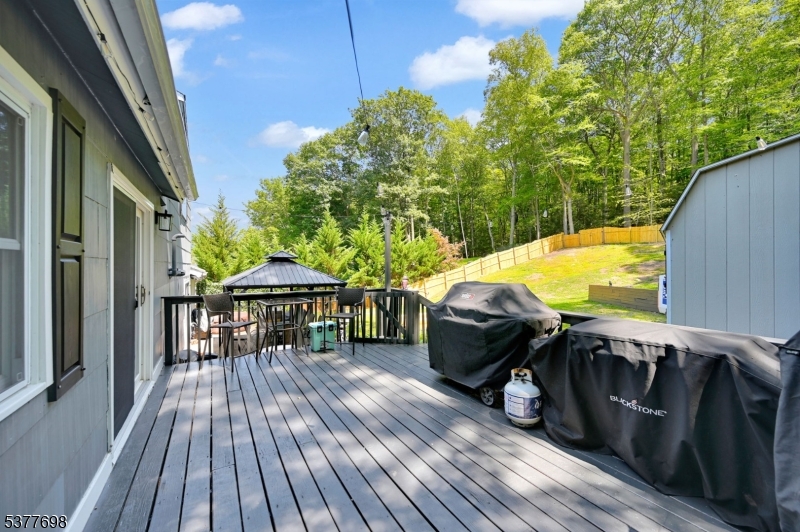95 Morris Ave