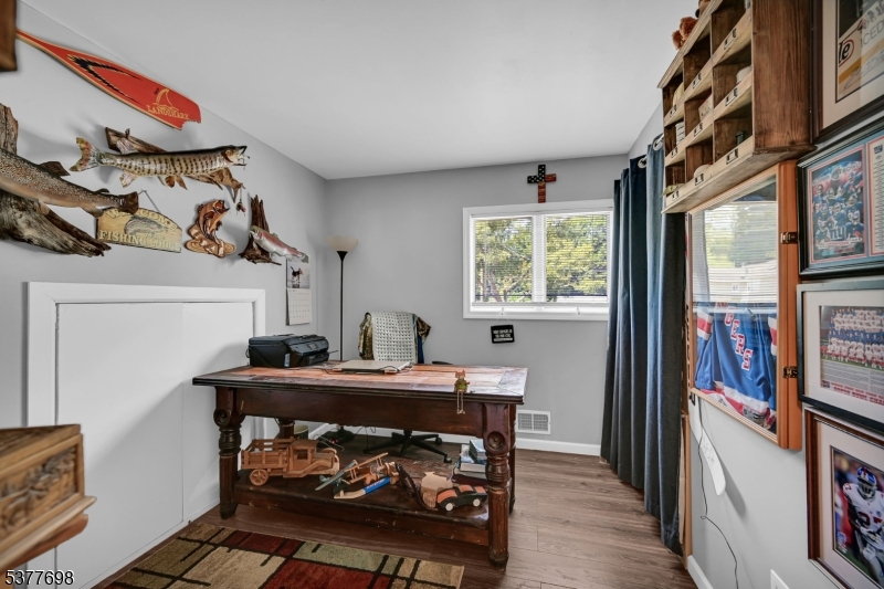 95 Morris Ave