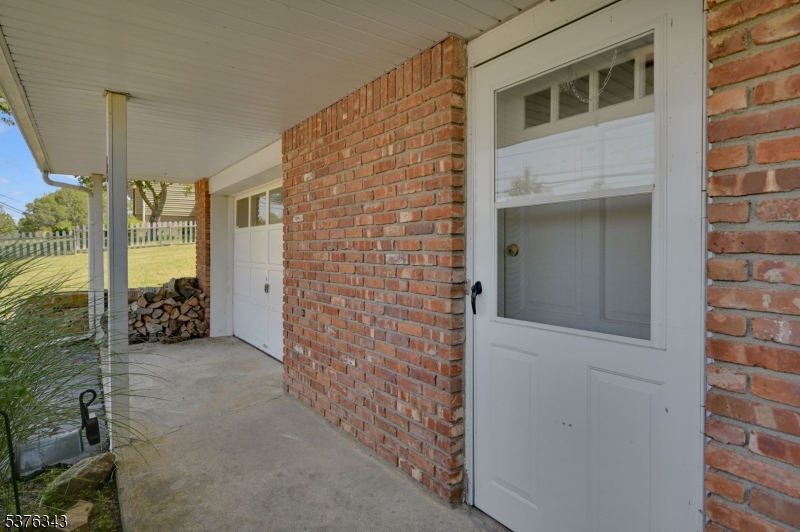 14 Lincoln Ave