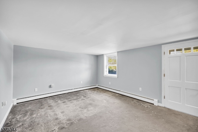 14 Lincoln Ave