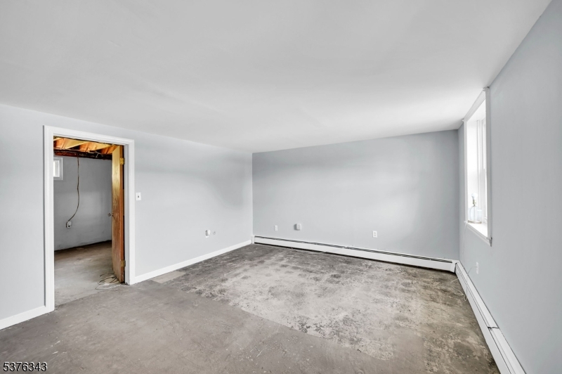 14 Lincoln Ave