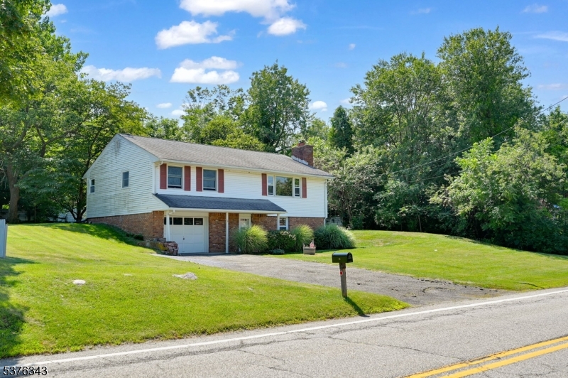 14 Lincoln Ave