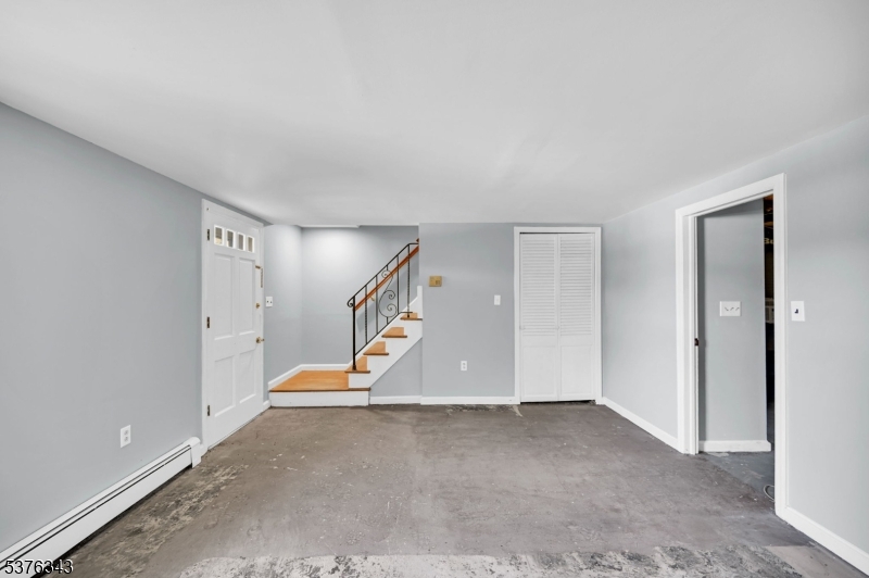 14 Lincoln Ave