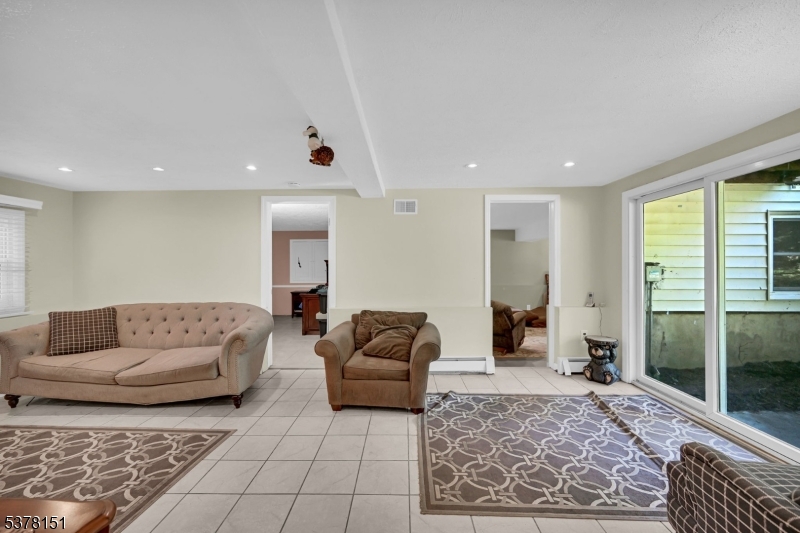 145 Mountain Cir