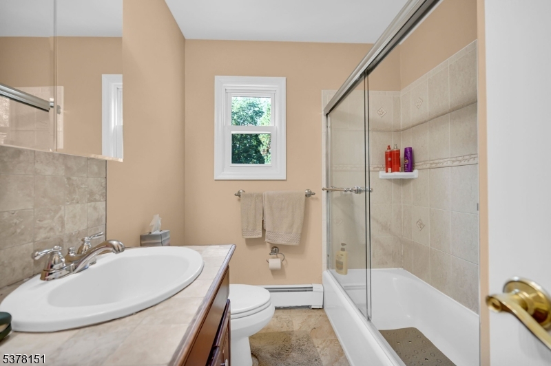 145 Mountain Cir
