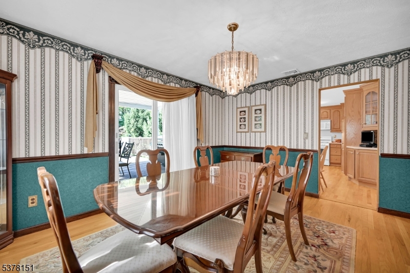 145 Mountain Cir