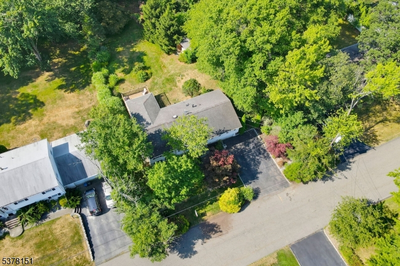 145 Mountain Cir