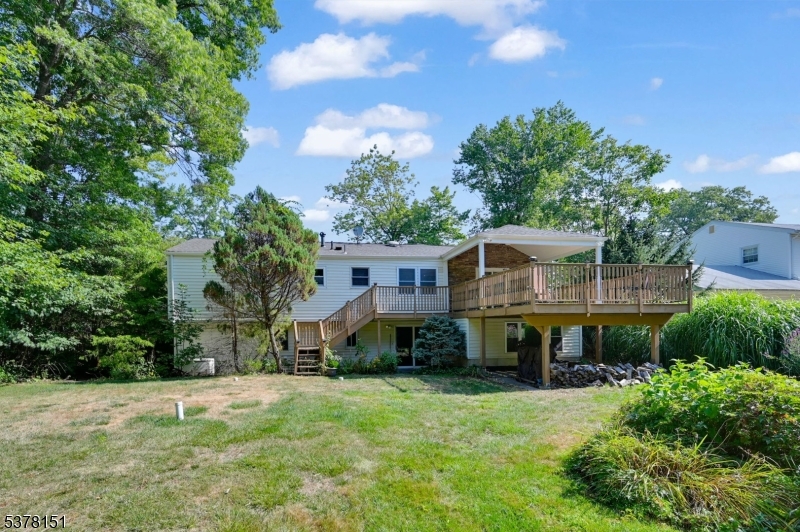 145 Mountain Cir