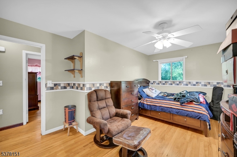 145 Mountain Cir