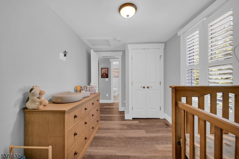 574 Warwick Tpke
