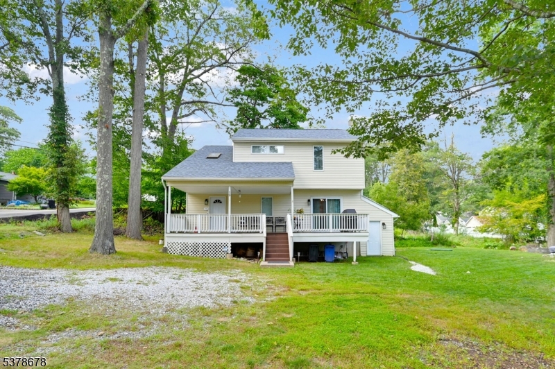 19 Northwestern Way