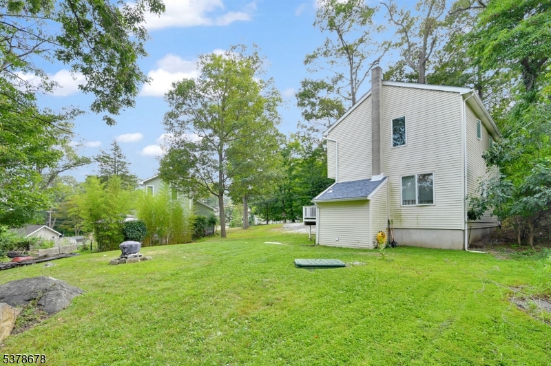 19 Northwestern Way