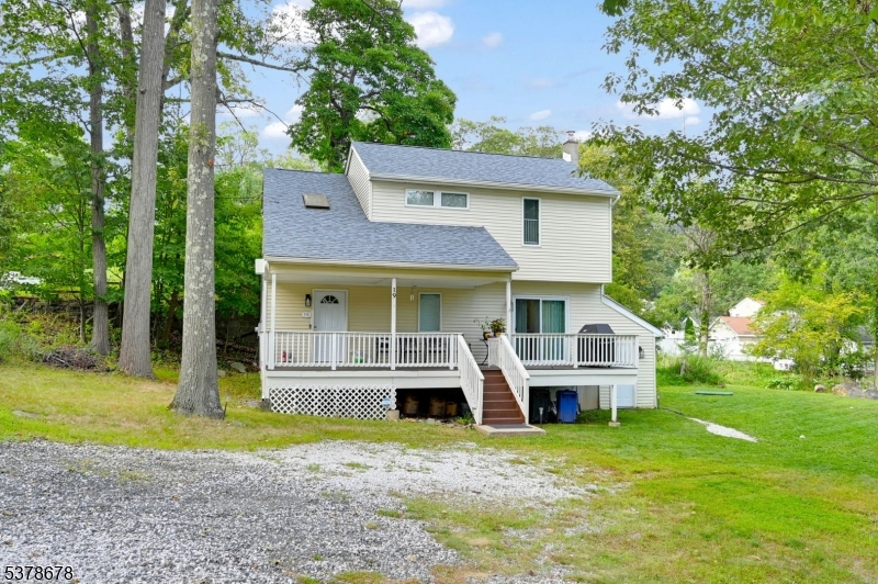 19 Northwestern Way