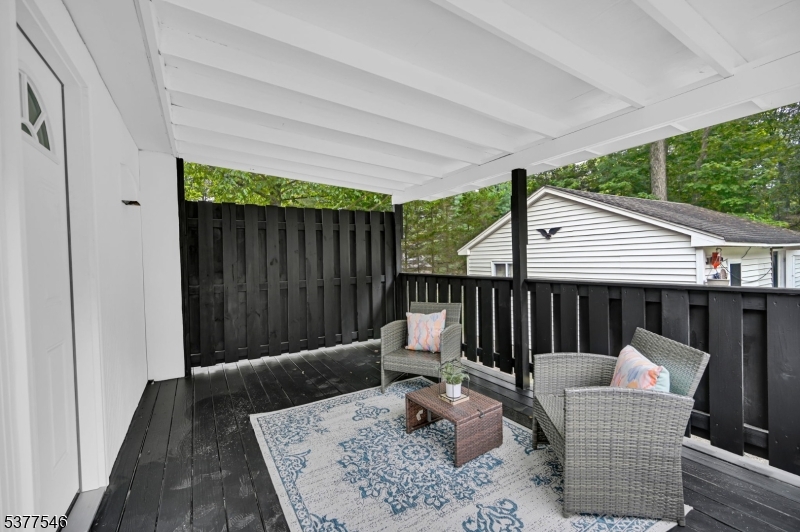 7 Wayside Rd