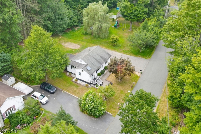 7 Wayside Rd