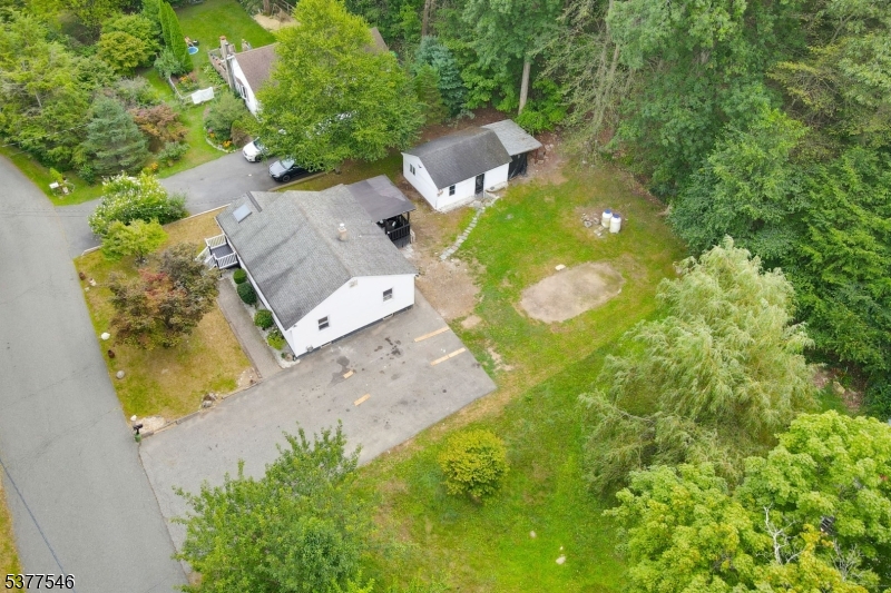 7 Wayside Rd