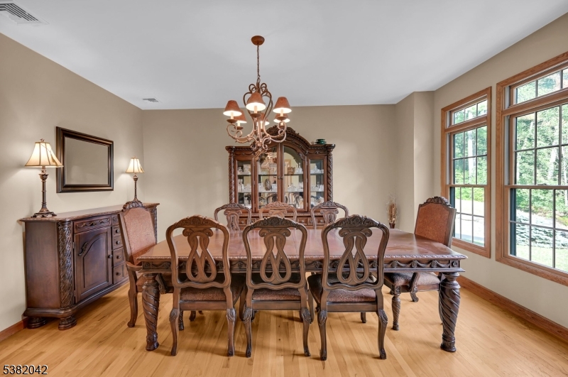 47 Christine Ct