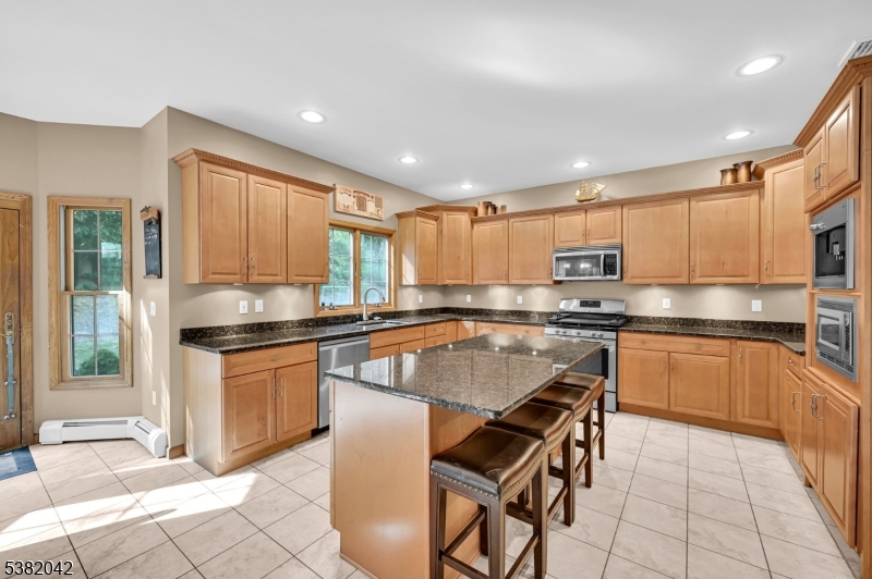 47 Christine Ct
