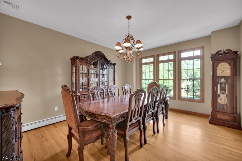 47 Christine Ct