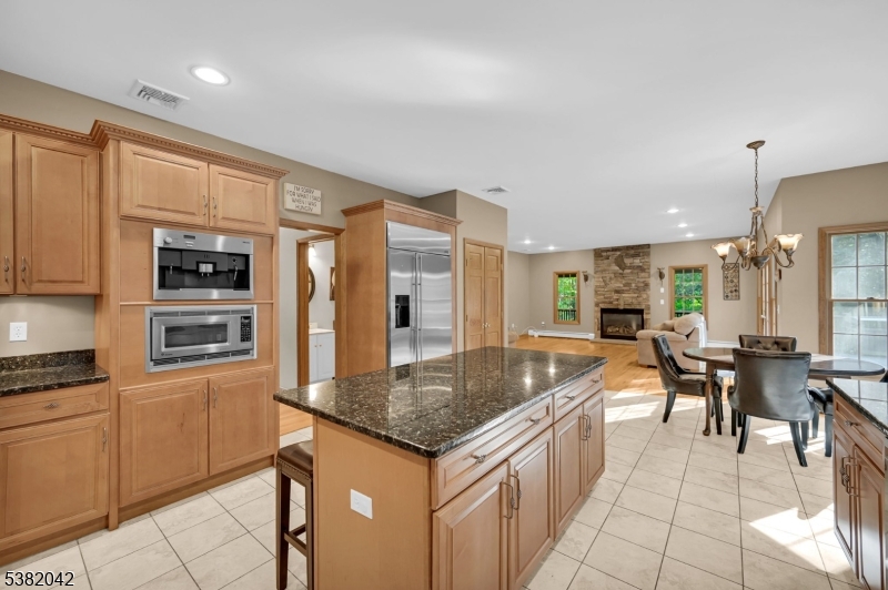 47 Christine Ct