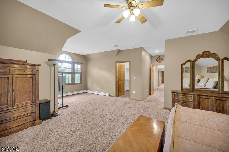 47 Christine Ct