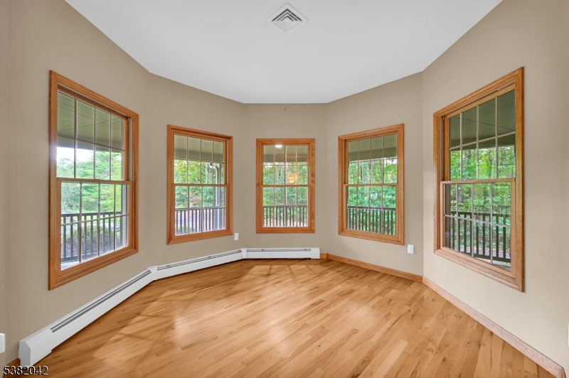 47 Christine Ct
