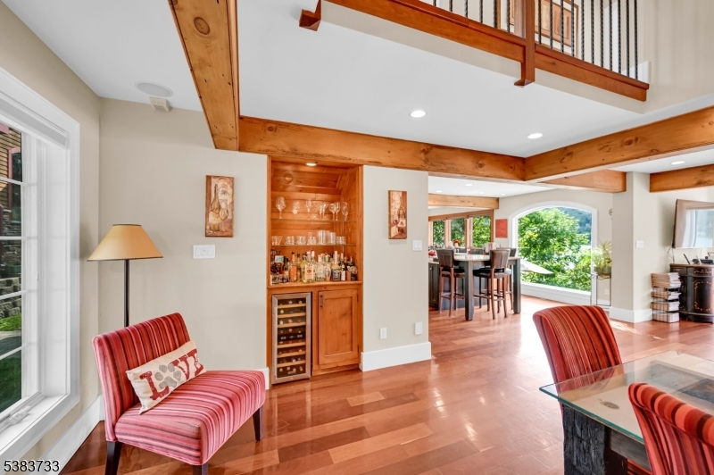 10 Van Orden Ln