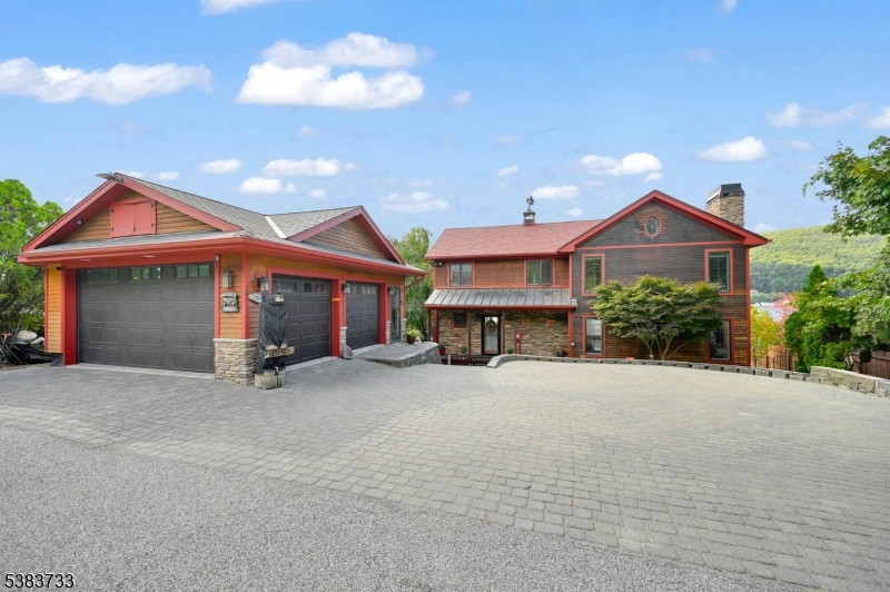 10 Van Orden Ln