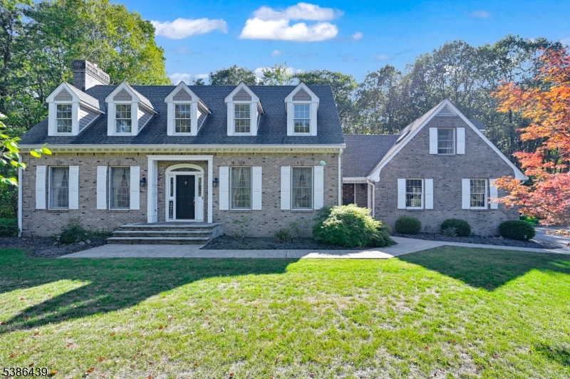 16 Pond View Dr