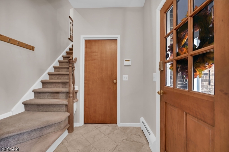 16 Pond View Dr