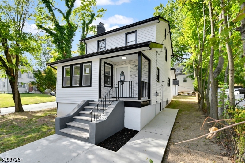 1470 Gaylord Ter